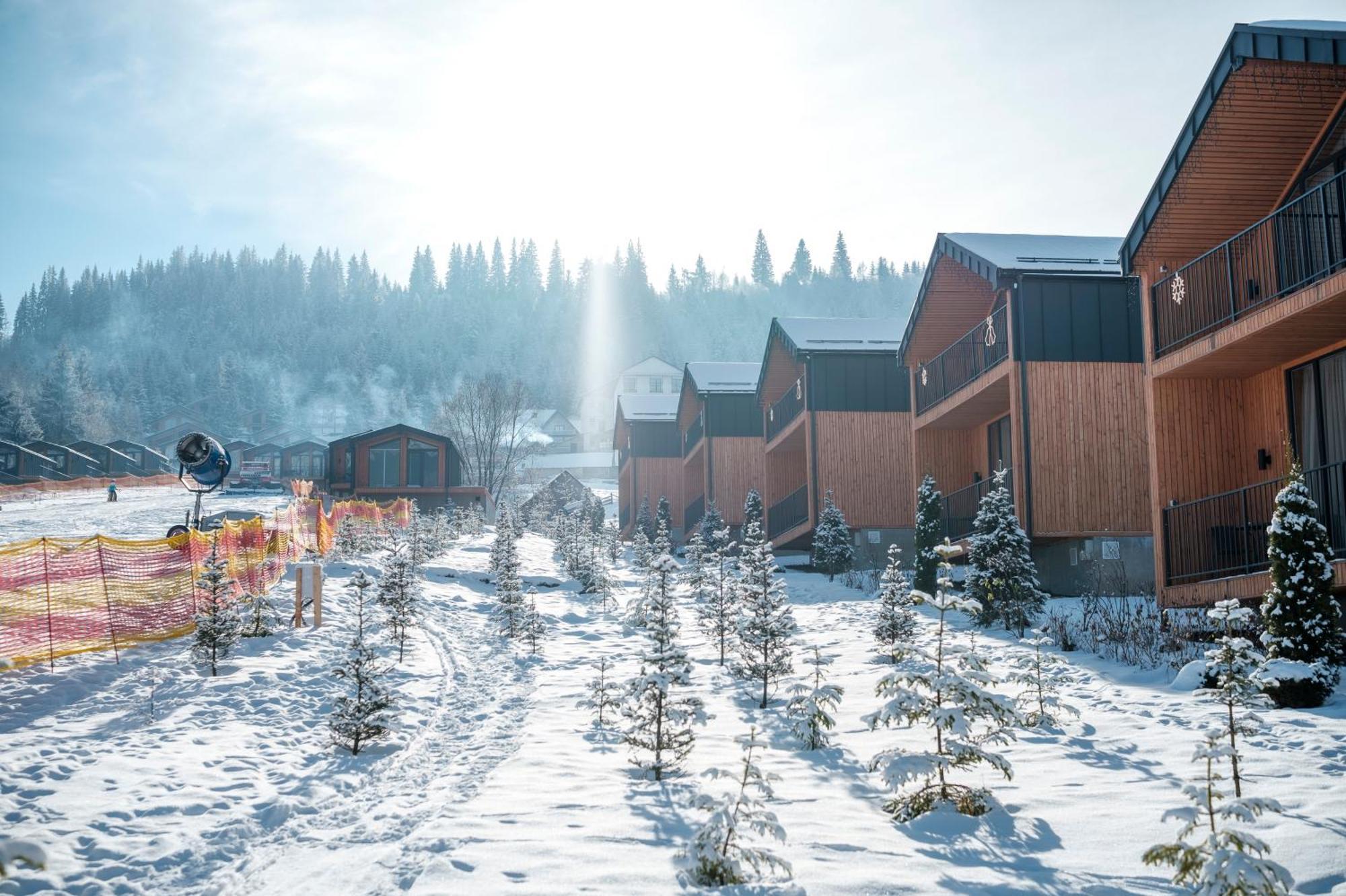 Phoenix Relax Park Bukovel Exterior photo