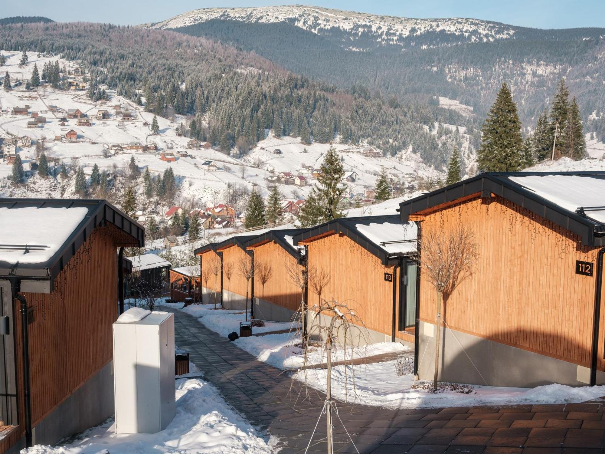 Phoenix Relax Park Bukovel Exterior photo